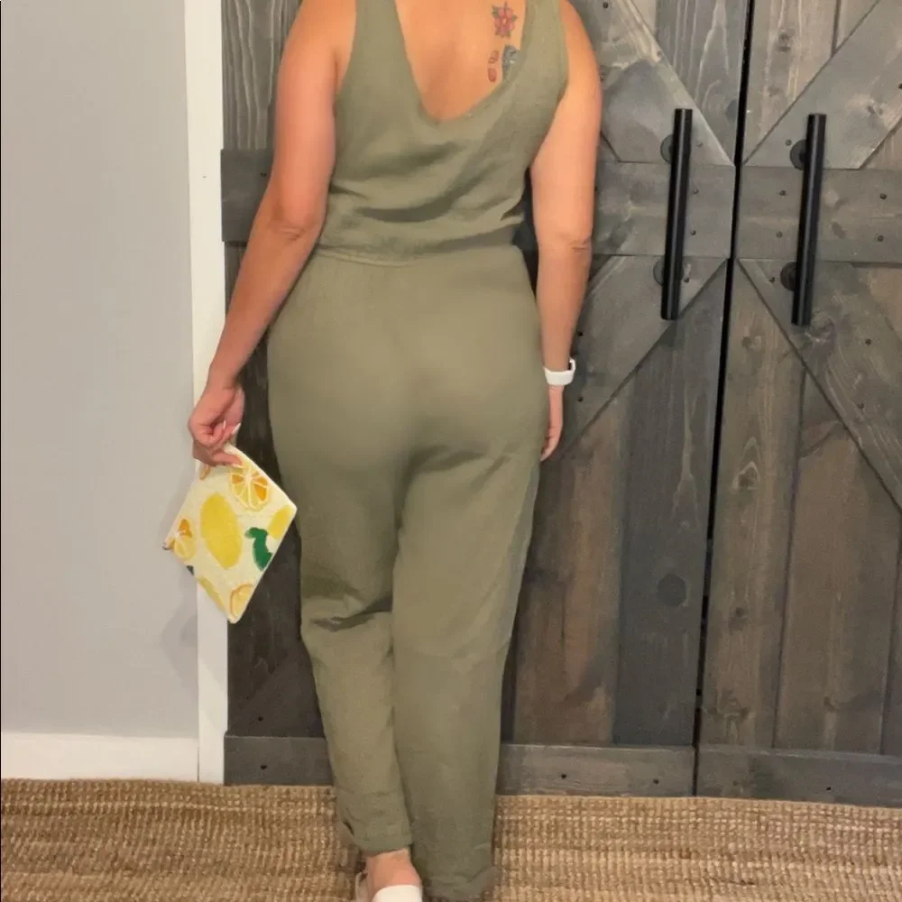 Jumpsuit  - Picture 3 of 7